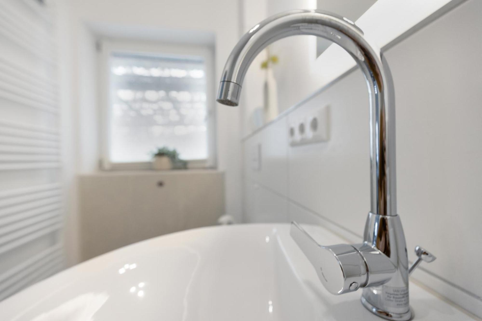 Seezeit, Ferienhaus Bis Zu 6 Personen, 500 Meter Zum Wasser, Mit Garten Hude  Ngoại thất bức ảnh
